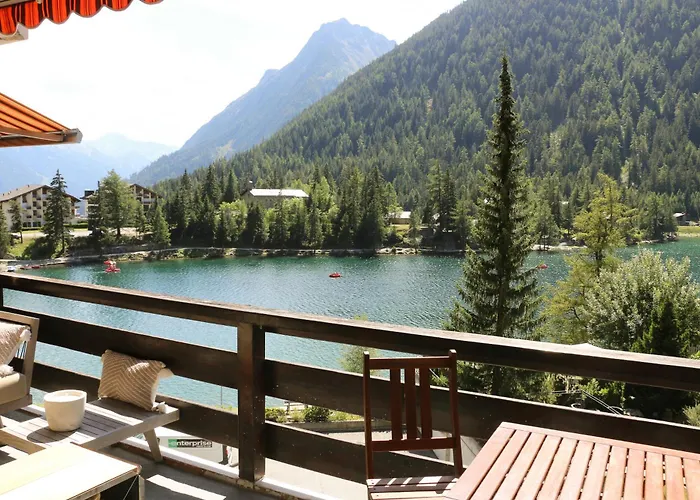 Champex- / La Cabouetta Apartamento *